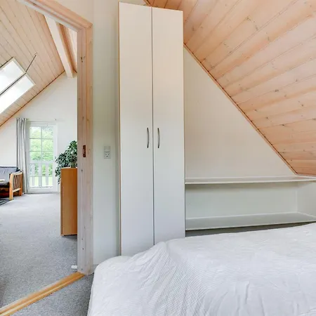 Tamia - 100m To The Fjord By Interhome