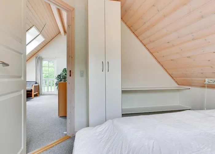 Tamia - 100m To The Fjord By Interhome